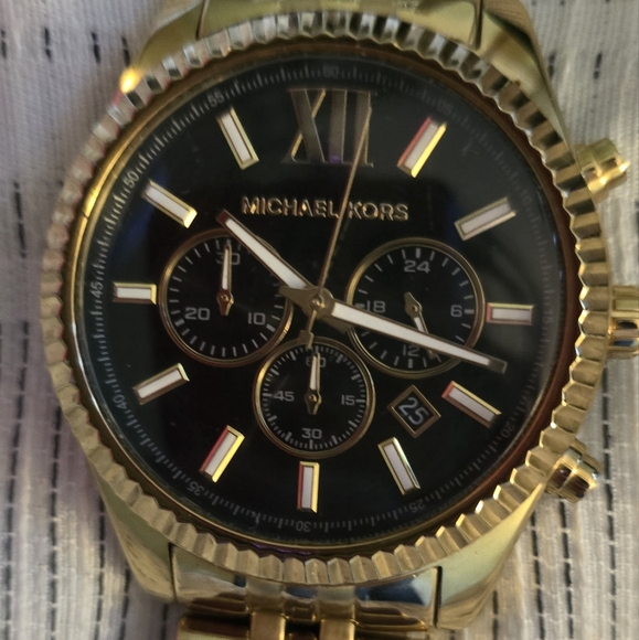 Michael kors mens watch - Picture 2 of 5